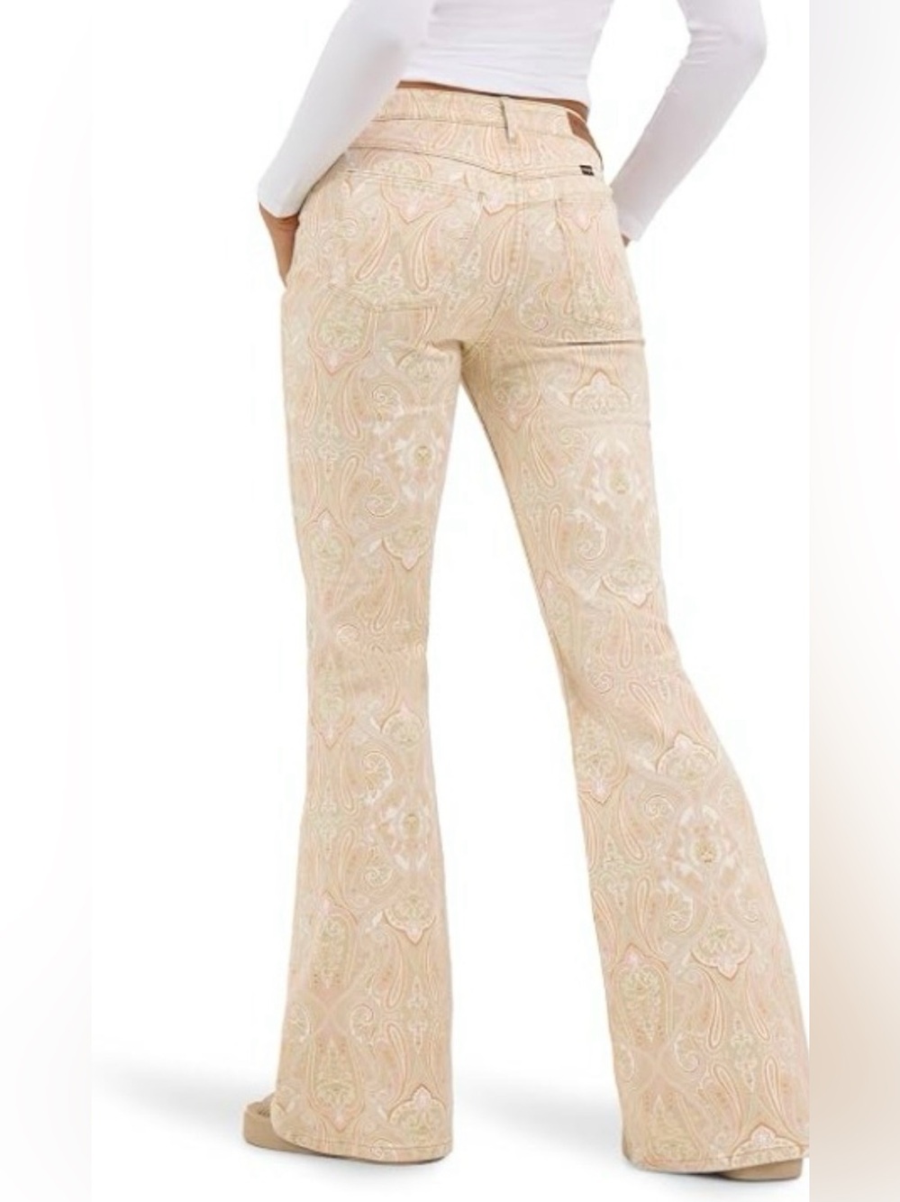 Wrangler High-Rise Fierce Flare Jeans | Jukebox Mama | Cream Paisley | 12 x 32 - Picture 3 of 5